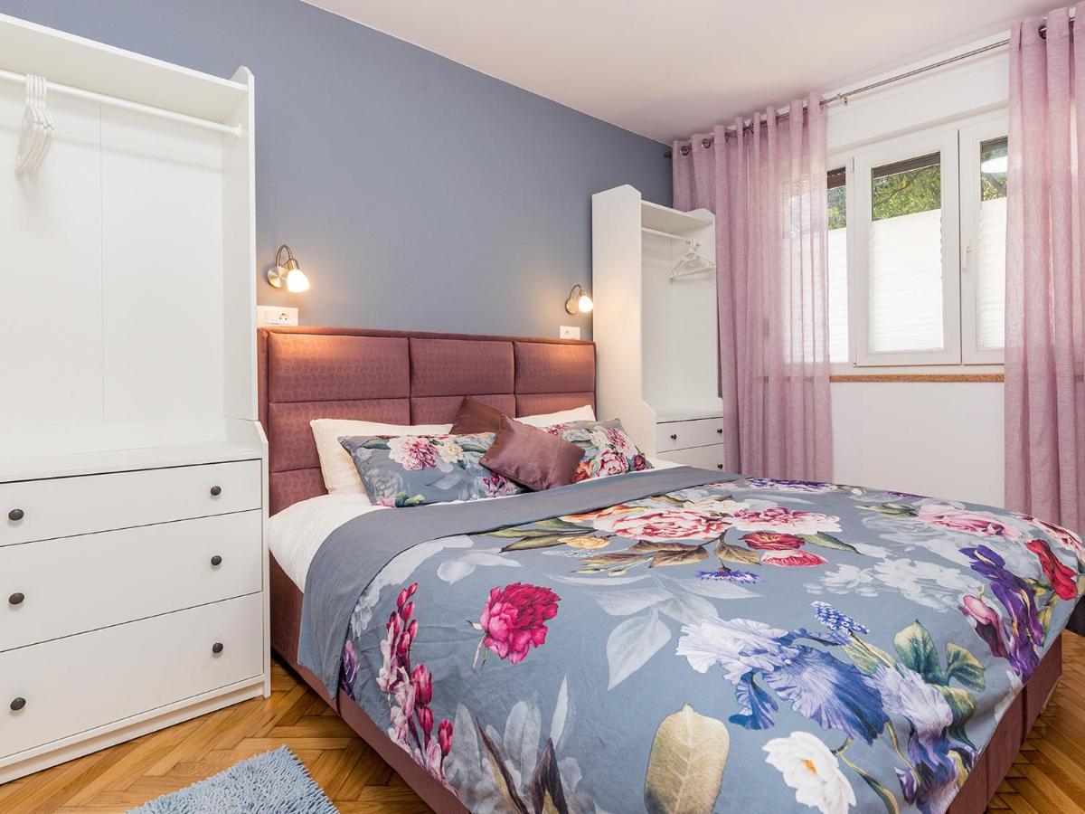 Porec Twins Apartment Exterior photo